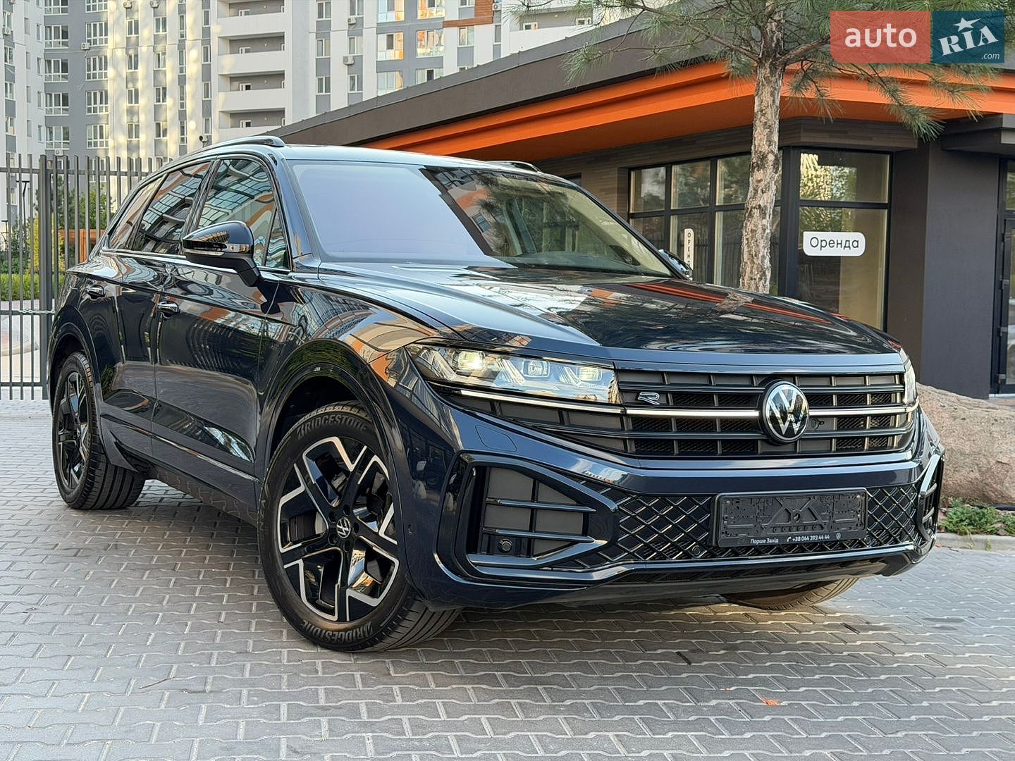 Volkswagen Touareg 2023 VIN WVGZZZCR2RD011966 фото оголошення 26 з 106