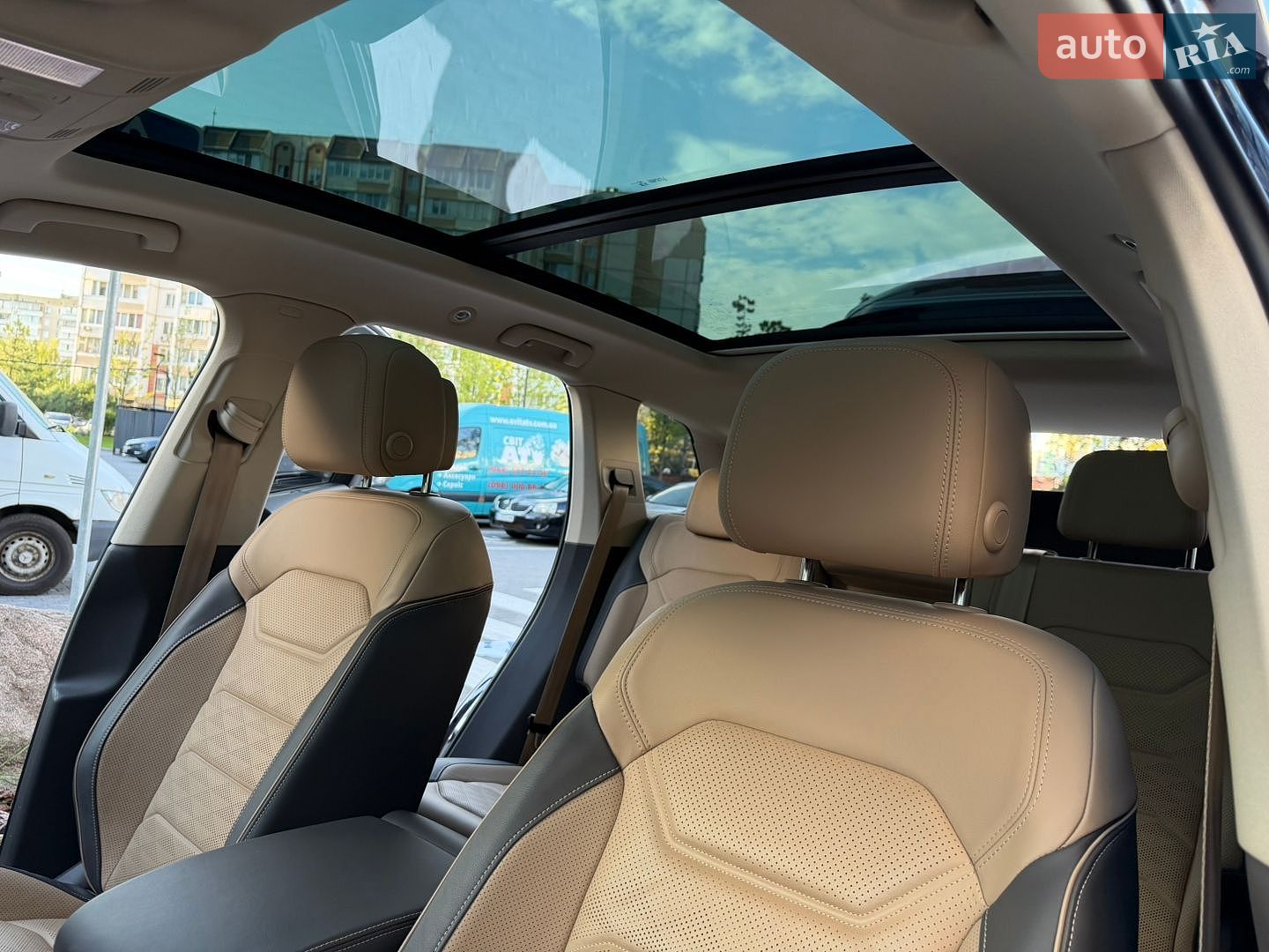 Volkswagen Touareg 2023 VIN WVGZZZCR2RD011966 фото оголошення 42 з 106