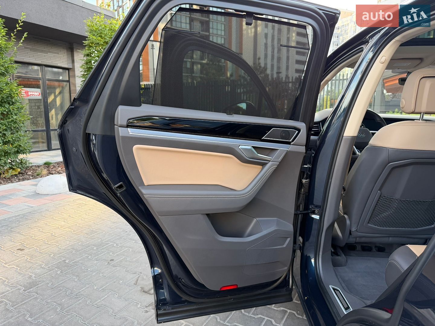 Volkswagen Touareg 2023 VIN WVGZZZCR2RD011966 фото оголошення 71 з 106