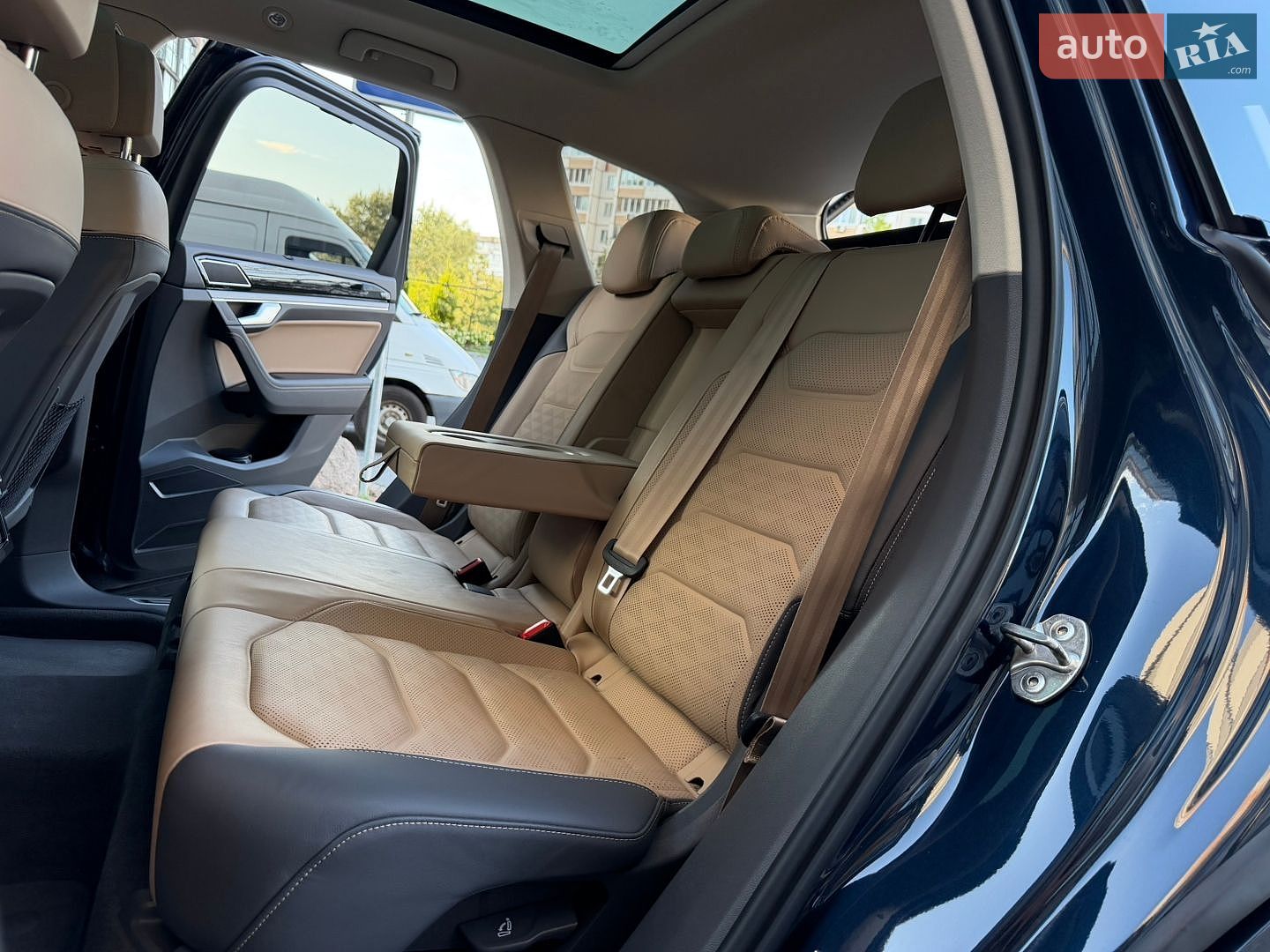 Volkswagen Touareg 2023 VIN WVGZZZCR2RD011966 фото оголошення 74 з 106