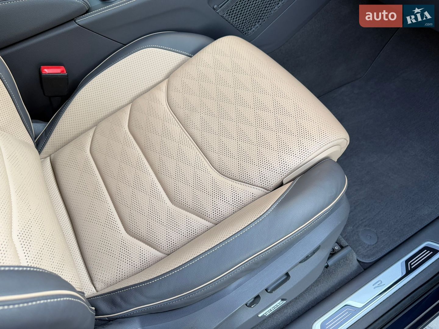 Volkswagen Touareg 2023 VIN WVGZZZCR2RD011966 фото оголошення 88 з 106