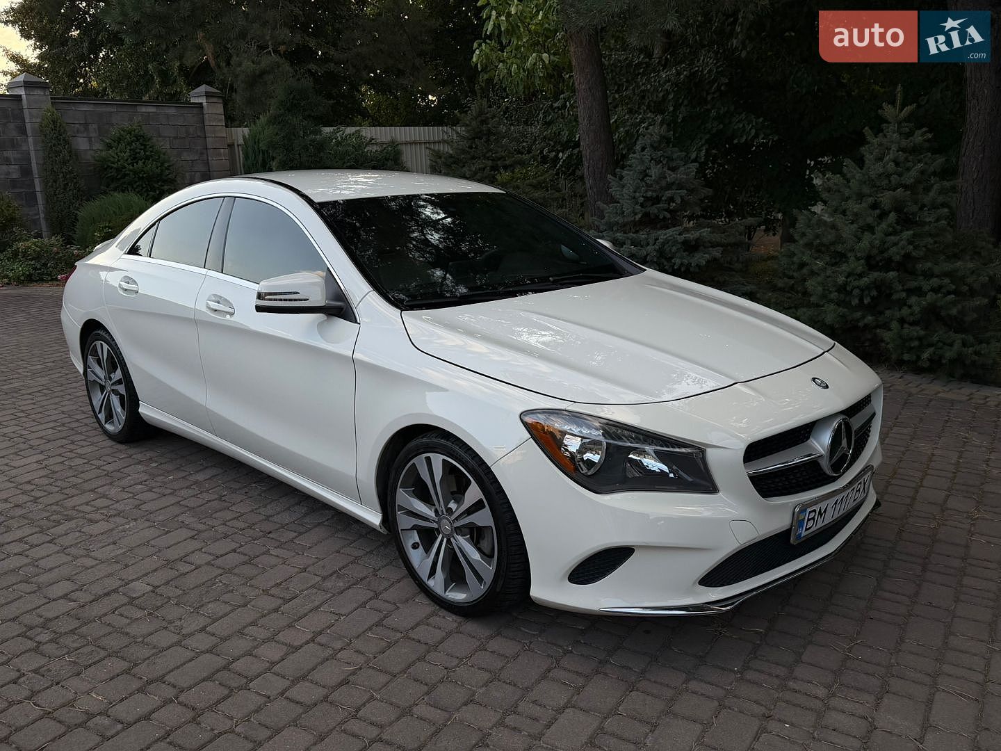 Mercedes-Benz CLA-Class 2017 VIN WDDSJ4EB0HN427772 фото оголошення 2 з 53