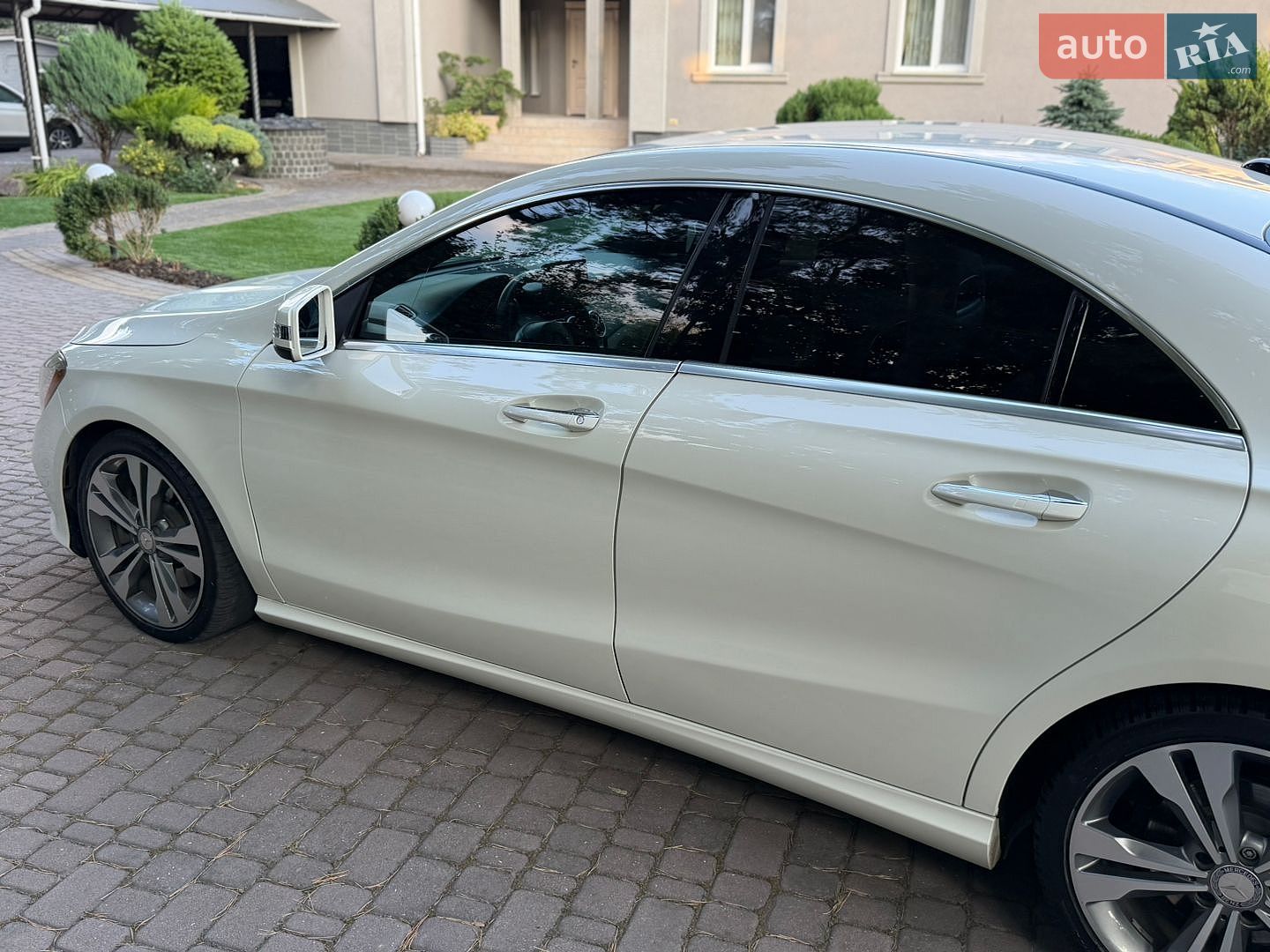 Mercedes-Benz CLA-Class 2017 VIN WDDSJ4EB0HN427772 фото оголошення 11 з 53