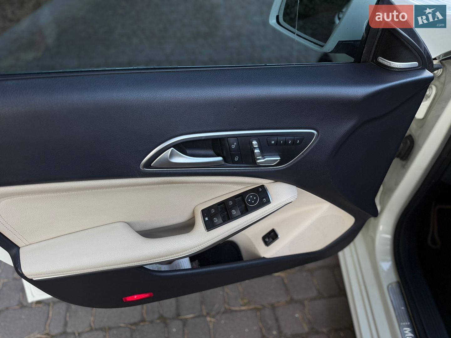 Mercedes-Benz CLA-Class 2017 VIN WDDSJ4EB0HN427772 фото оголошення 17 з 53