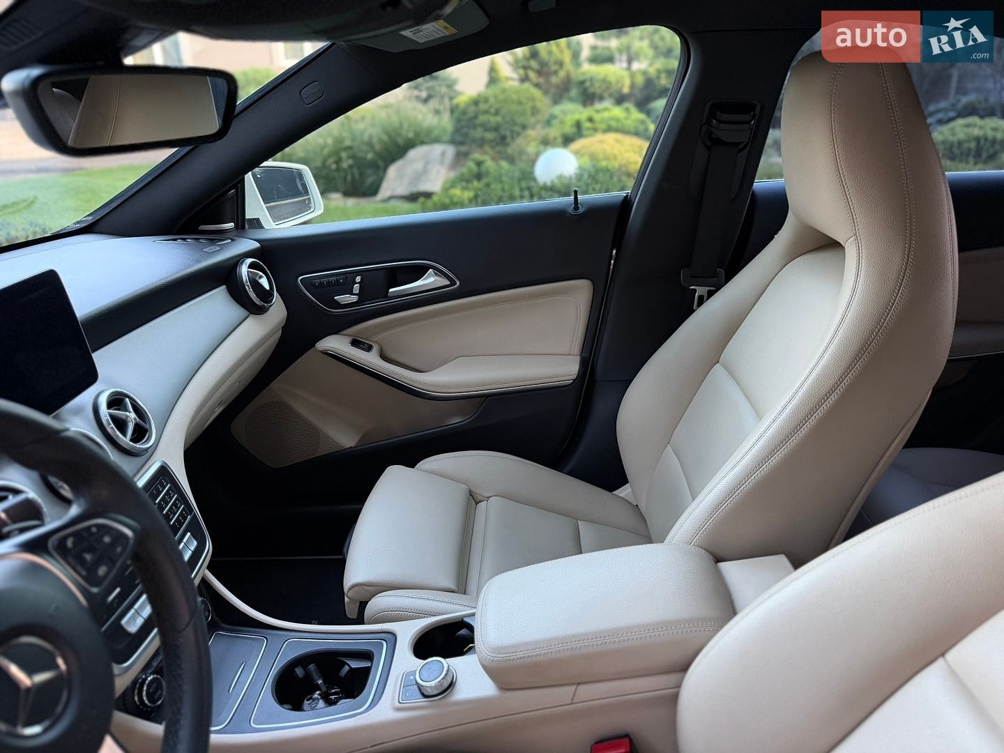 Mercedes-Benz CLA-Class 2017 VIN WDDSJ4EB0HN427772 фото оголошення 39 з 53
