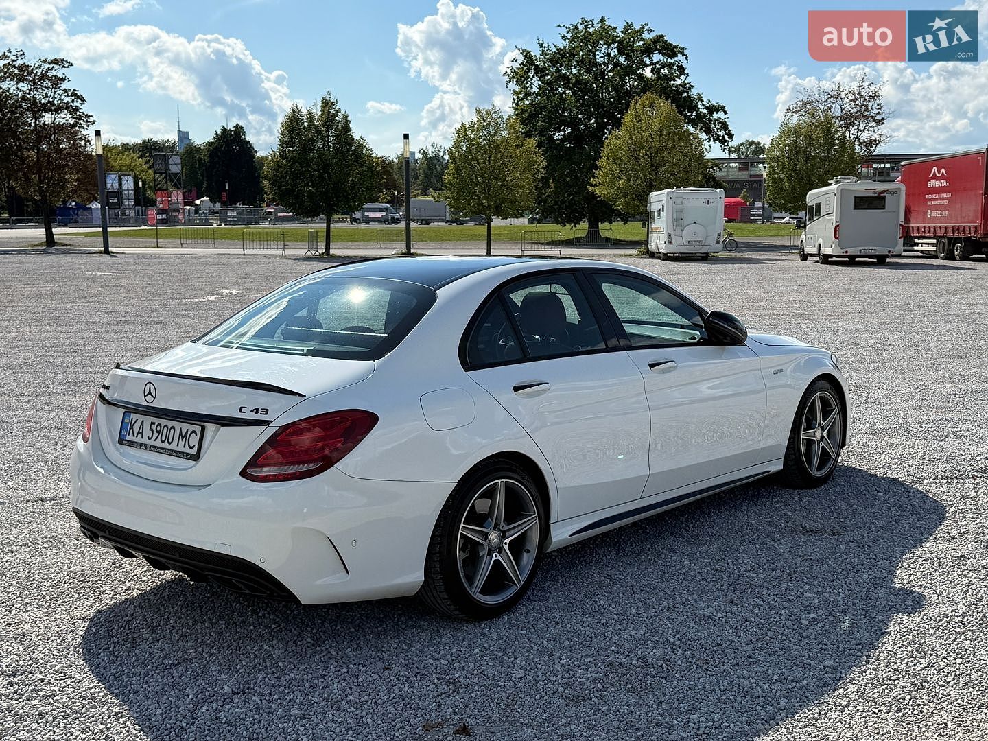 Mercedes-Benz C-Class 2016 VIN 55SWF6EB6HU193708 фото оголошення 5 з 19