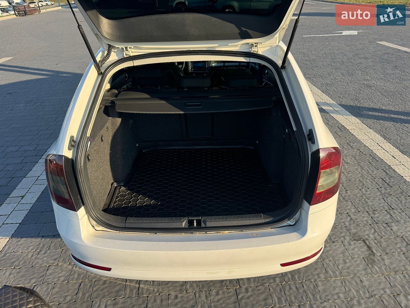 Skoda Octavia 2010 VIN TMBKT61Z7A2117340 фото оголошення 17 з 20