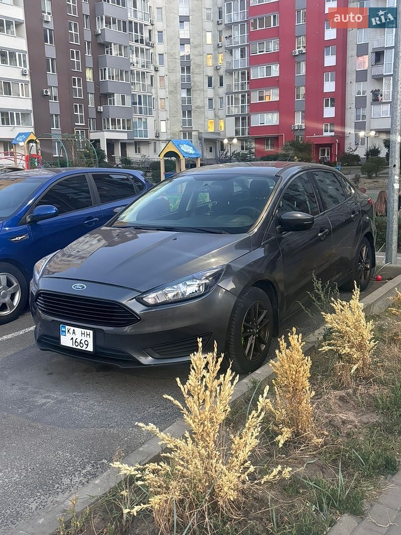 Ford Focus 2017 VIN 1FADP3F27JL204503 фото оголошення 2 з 26