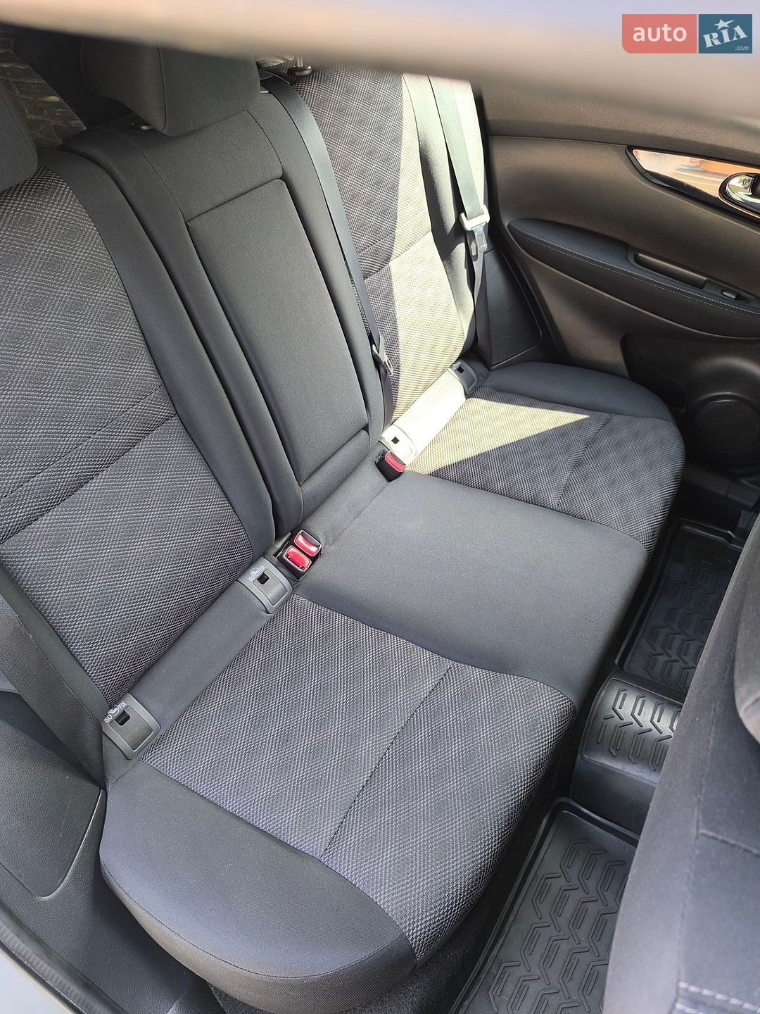 Nissan Qashqai 2014 VIN SJNFAAJ11U1080301 фото оголошення 12 з 20