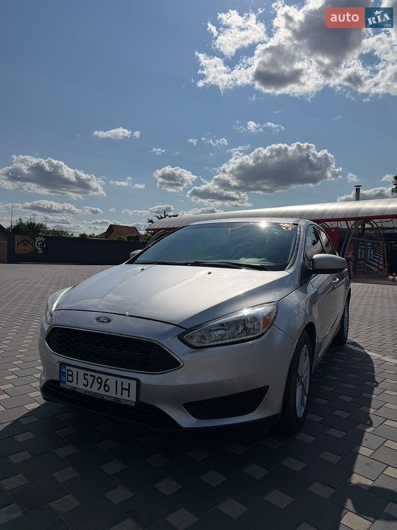 Ford Focus 2018 VIN 1FADP3F28JL291232 фото оголошення 3 з 19