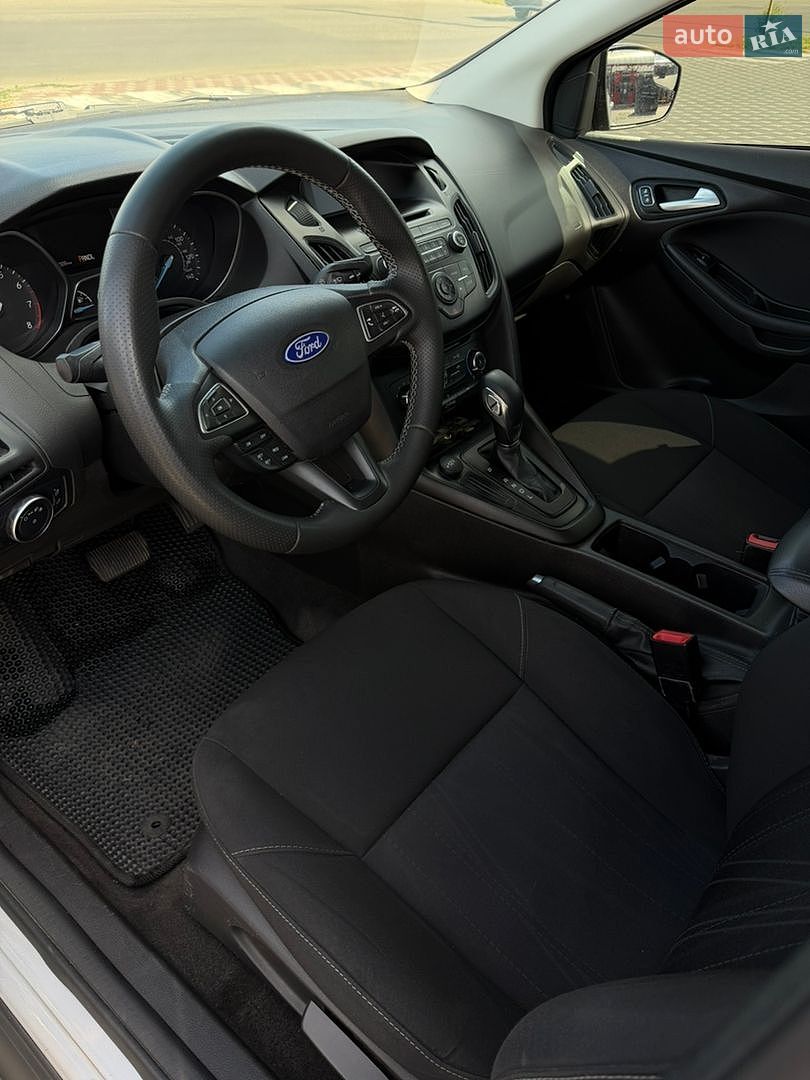Ford Focus 2018 VIN 1FADP3F28JL291232 фото оголошення 15 з 19
