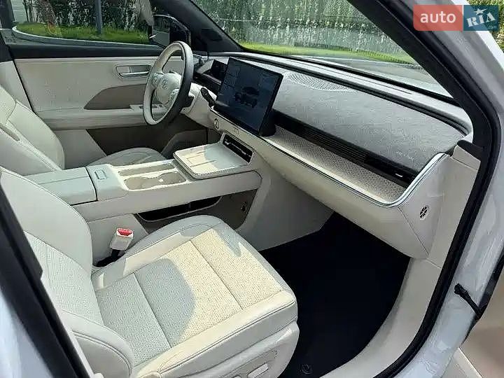 Toyota bZ3X 2025 VIN LS6CME0F2TB458247 фото оголошення 10 з 14