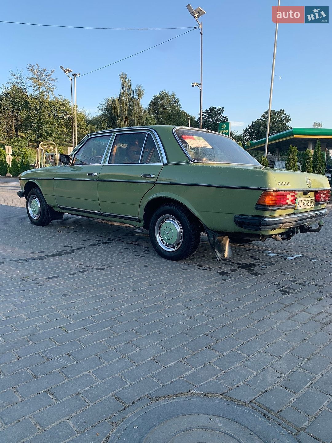Mercedes-Benz E-Class 1981 VIN WDB12312010253213 фото оголошення 5 з 12