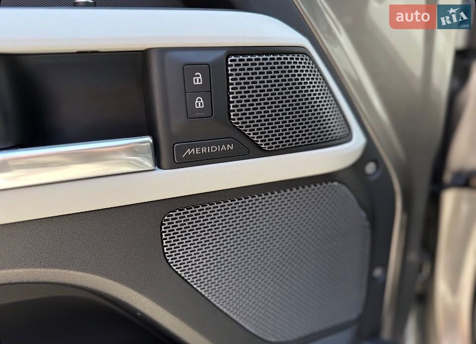 Land Rover Defender 2021 VIN SALEA7BWXN2097967 фото оголошення 10 з 11
