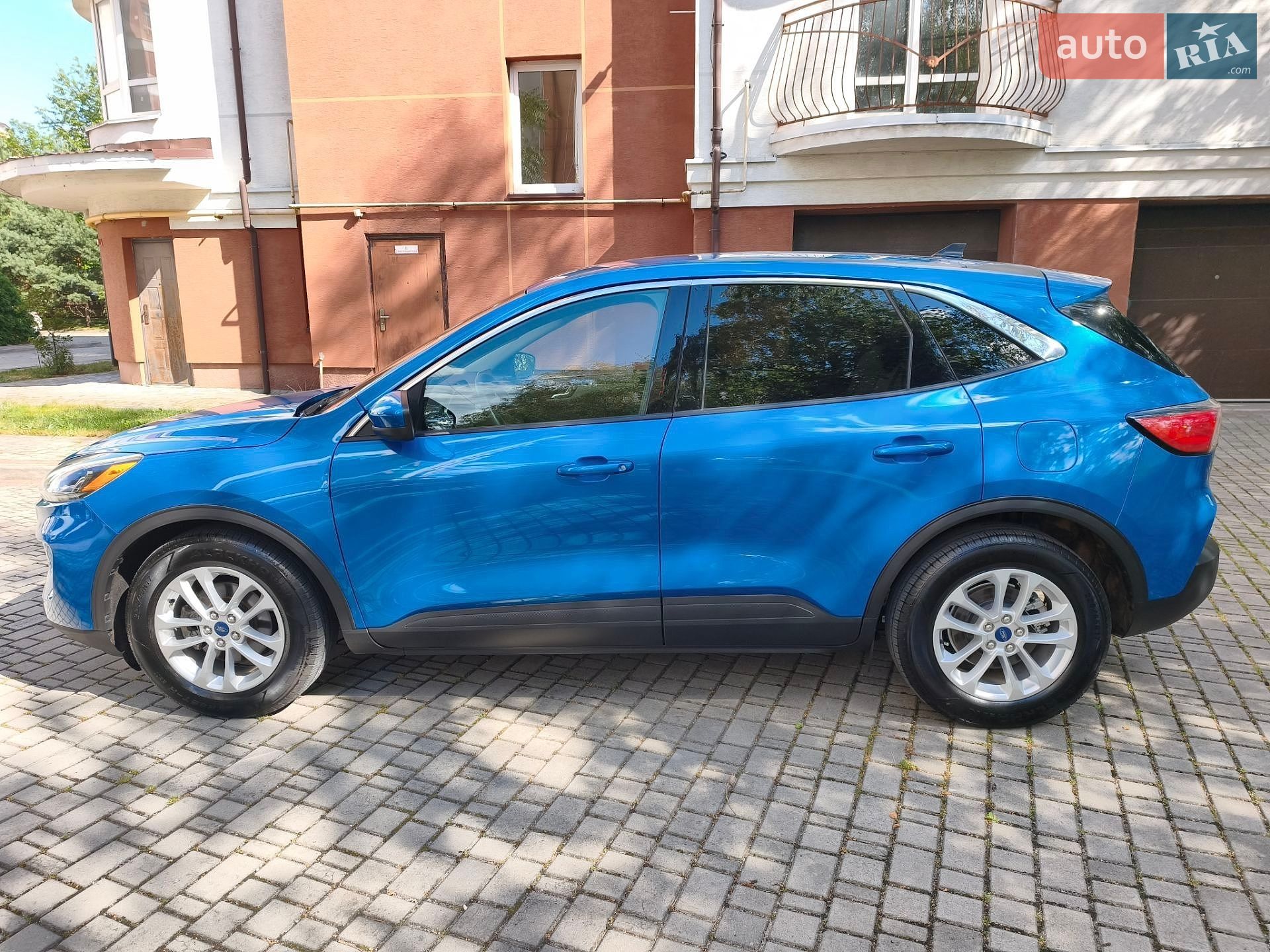 Ford Escape 2020 VIN 1FMCU0G67LUA21853 фото оголошення 6 з 44