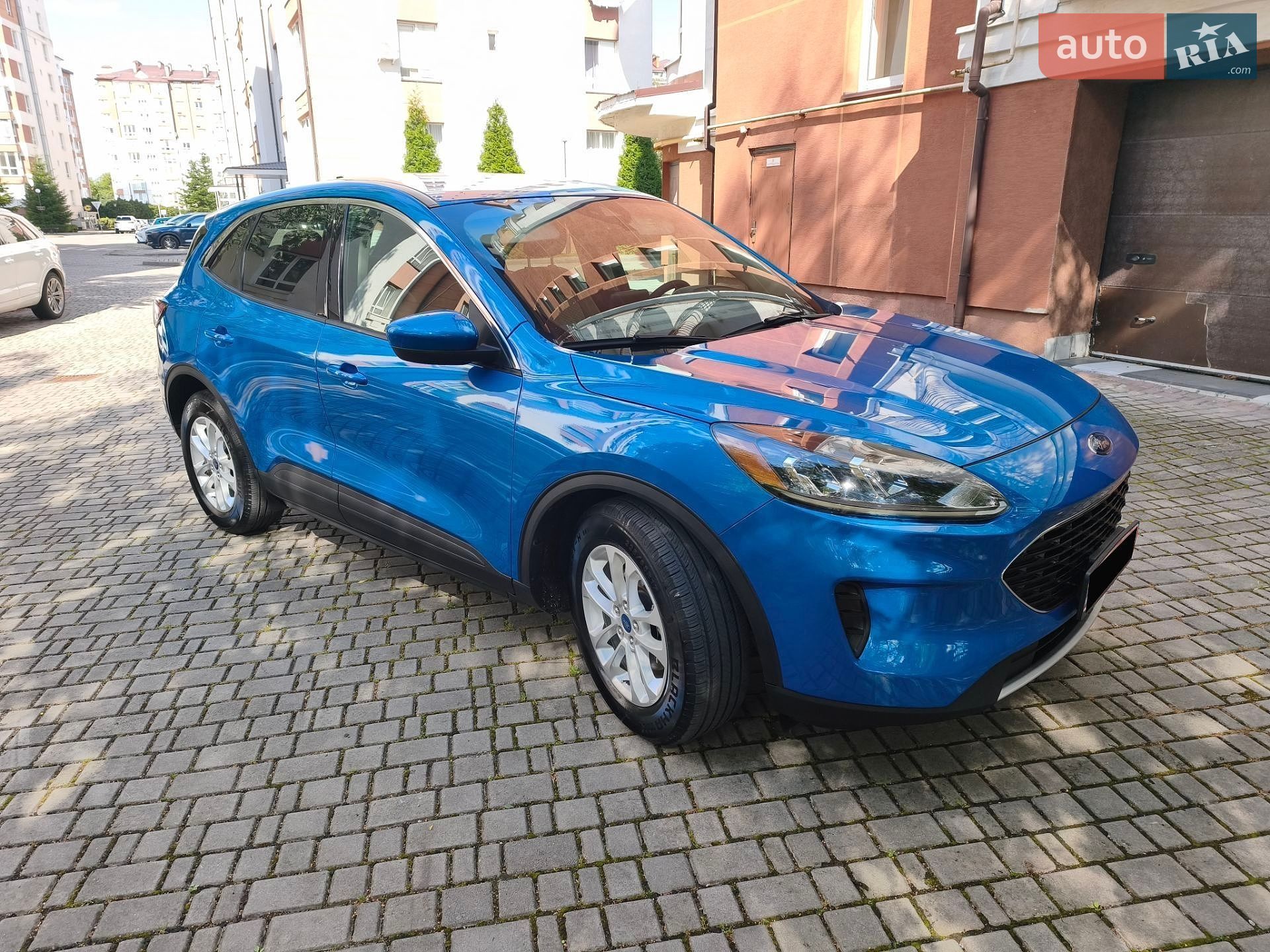Ford Escape 2020 VIN 1FMCU0G67LUA21853 фото оголошення 4 з 44