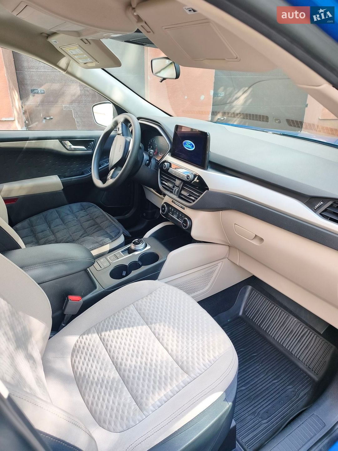 Ford Escape 2020 VIN 1FMCU0G67LUA21853 фото оголошення 34 з 44
