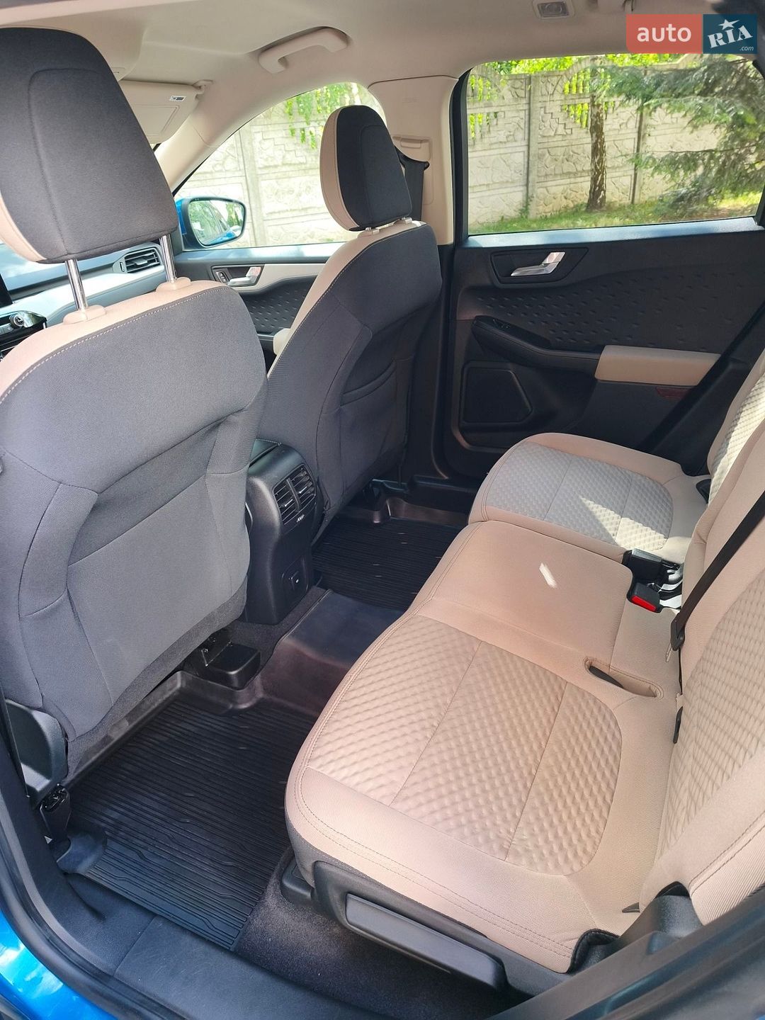 Ford Escape 2020 VIN 1FMCU0G67LUA21853 фото оголошення 42 з 44