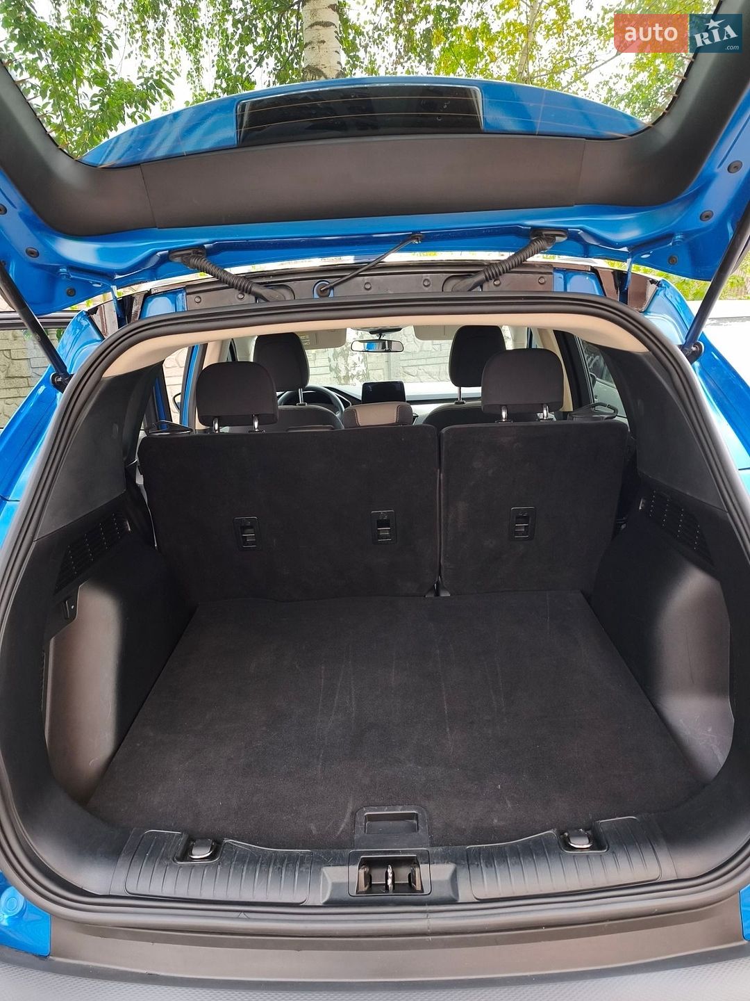 Ford Escape 2020 VIN 1FMCU0G67LUA21853 фото оголошення 43 з 44