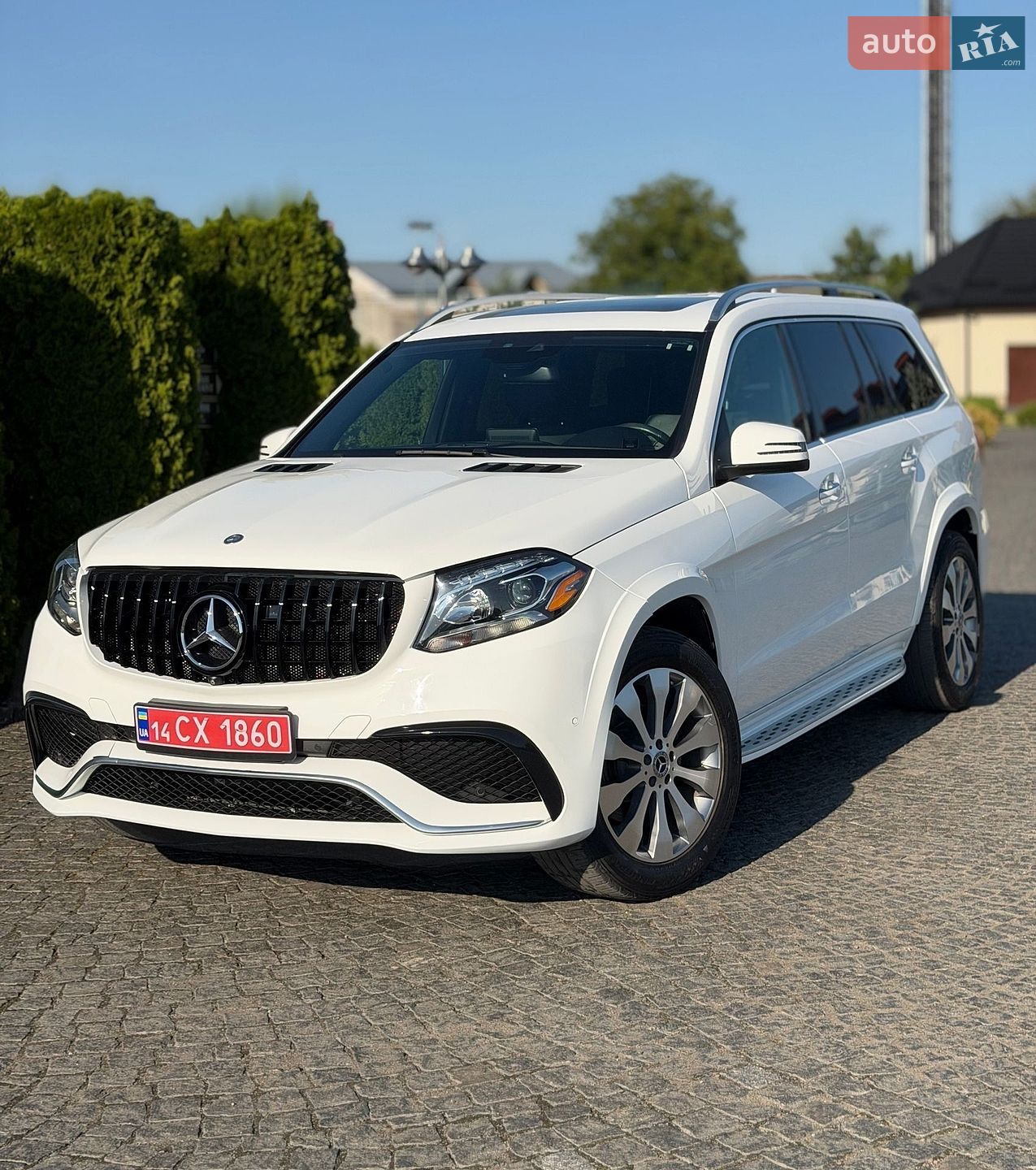 Mercedes-Benz GLS-Class 2017 VIN 4JGDF6EEXHA909078 фото оголошення 8 з 154
