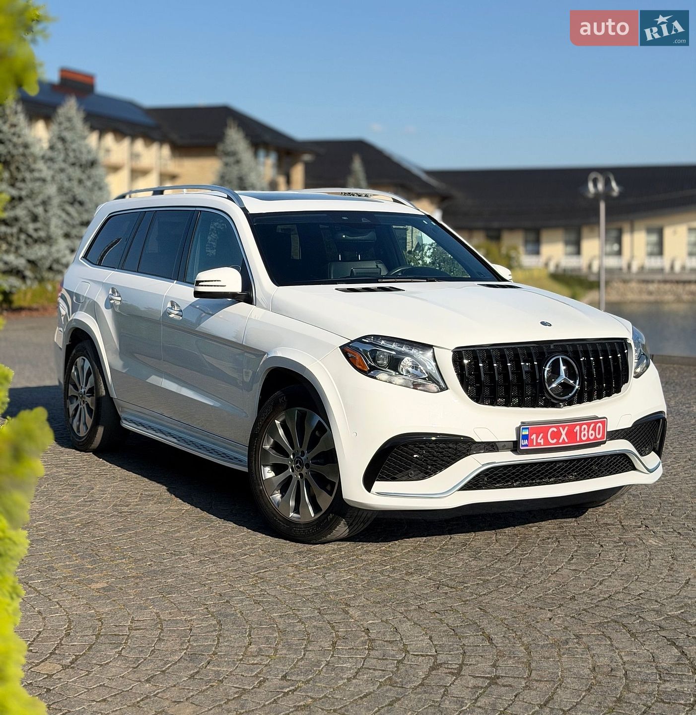 Mercedes-Benz GLS-Class 2017 VIN 4JGDF6EEXHA909078 фото оголошення 13 з 154