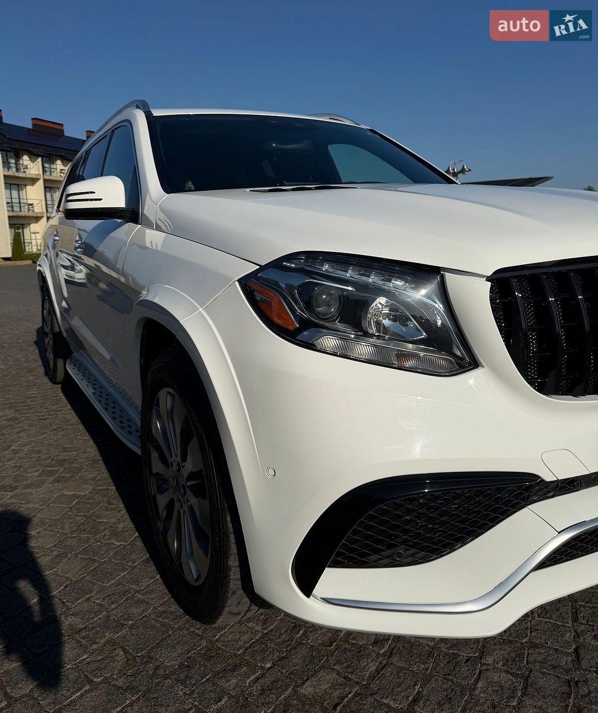 Mercedes-Benz GLS-Class 2017 VIN 4JGDF6EEXHA909078 фото оголошення 19 з 154