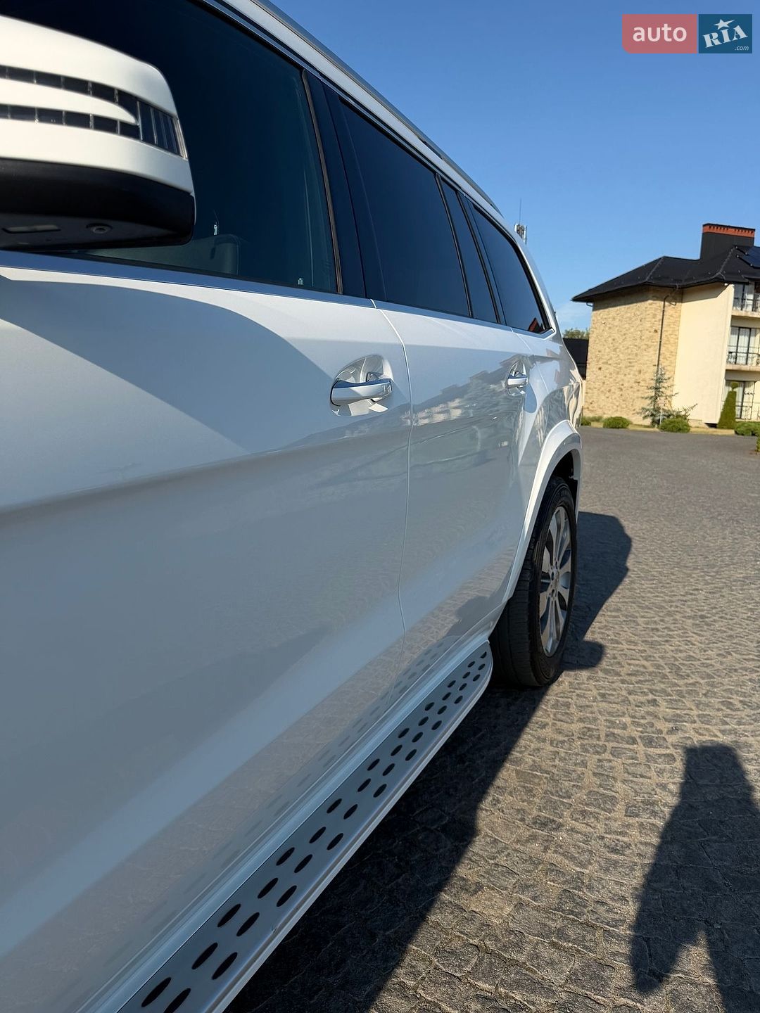 Mercedes-Benz GLS-Class 2017 VIN 4JGDF6EEXHA909078 фото оголошення 17 з 154
