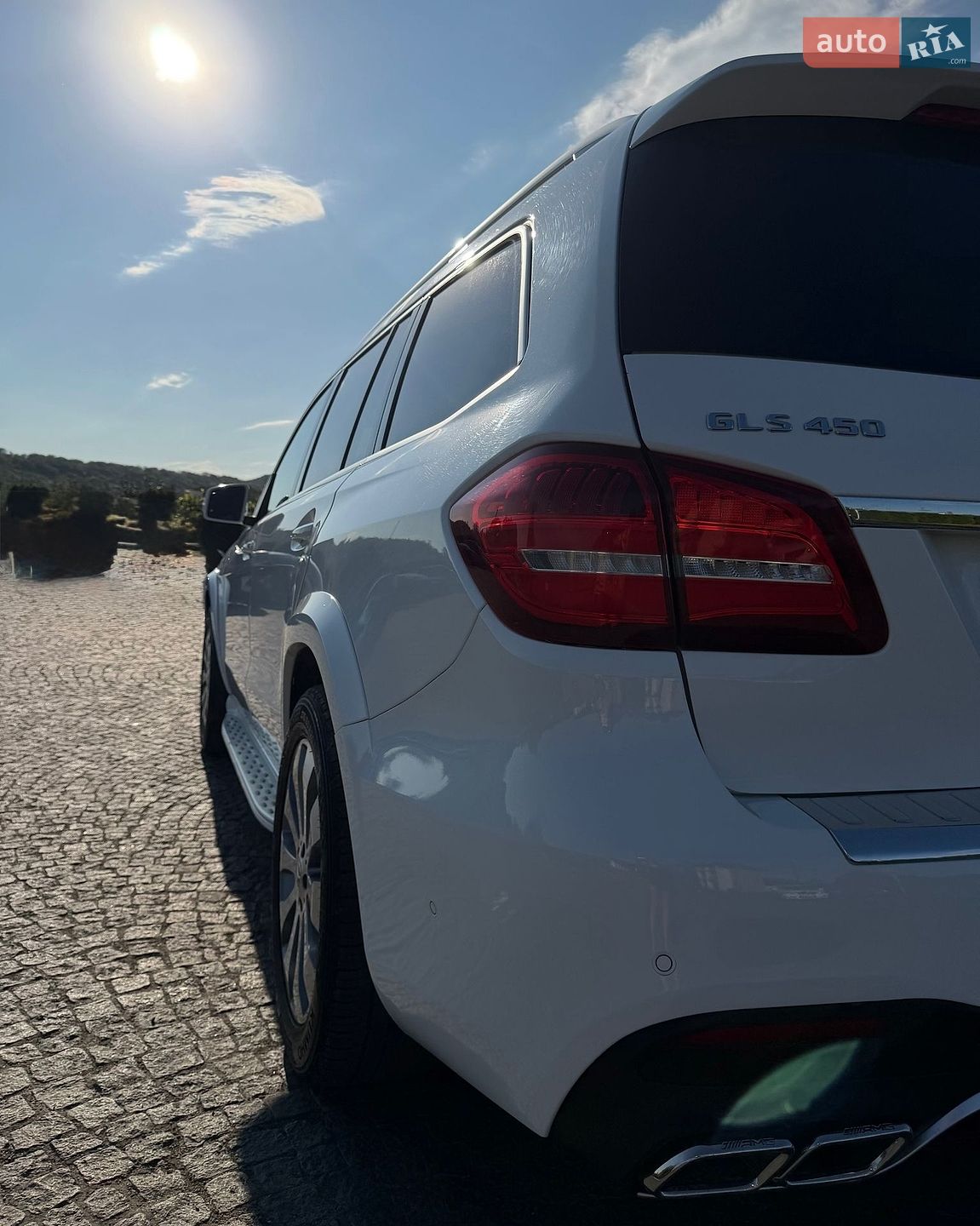 Mercedes-Benz GLS-Class 2017 VIN 4JGDF6EEXHA909078 фото оголошення 18 з 154