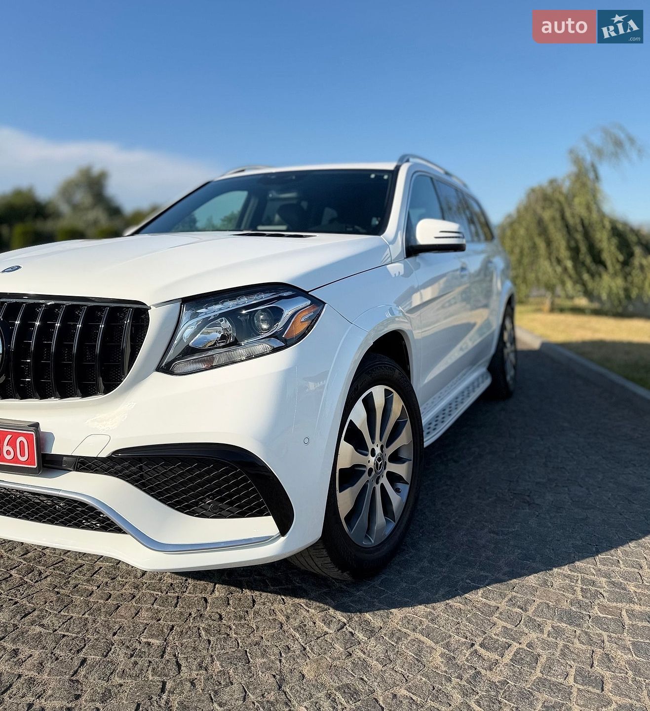 Mercedes-Benz GLS-Class 2017 VIN 4JGDF6EEXHA909078 фото оголошення 26 з 154