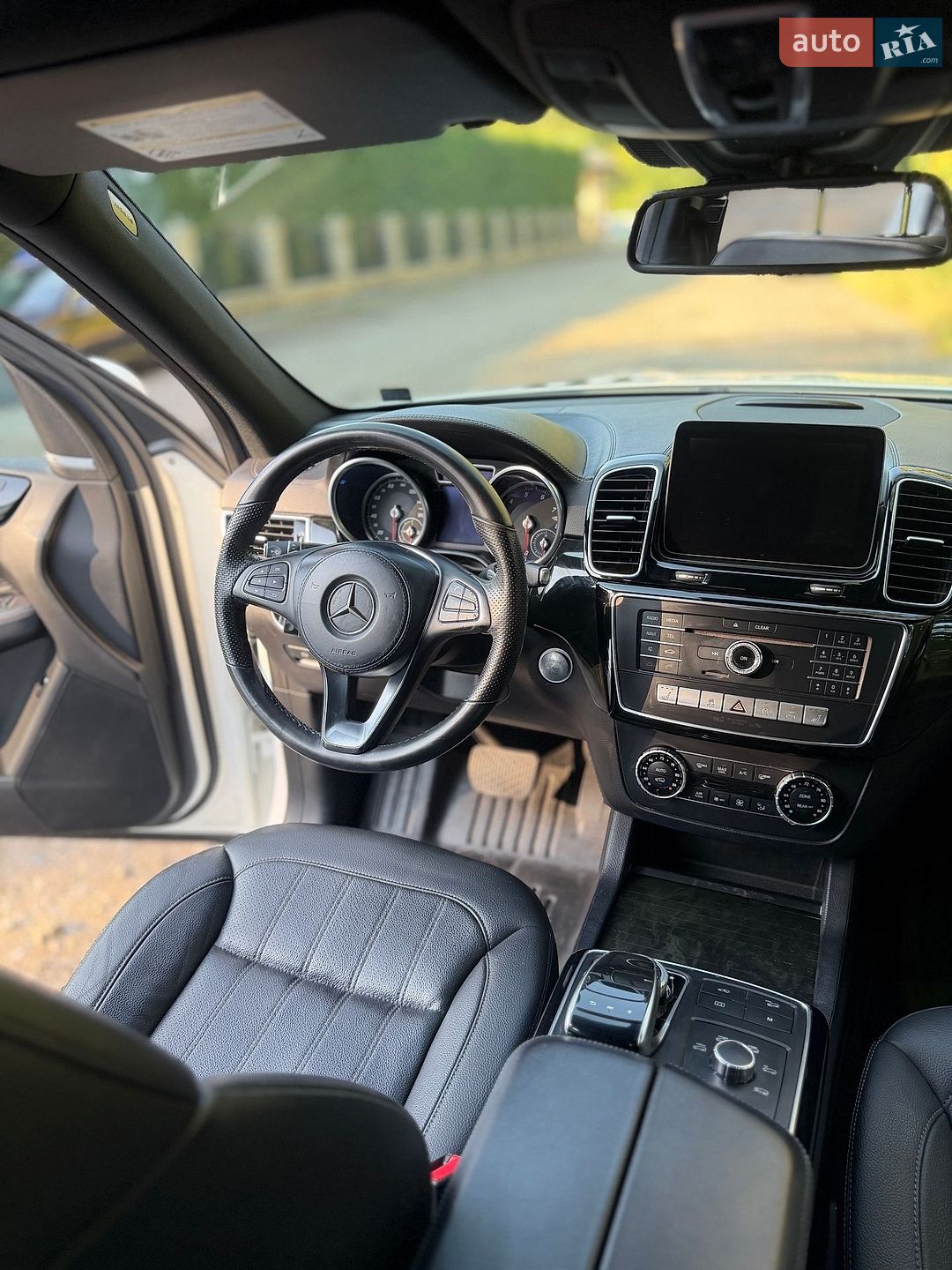 Mercedes-Benz GLS-Class 2017 VIN 4JGDF6EEXHA909078 фото оголошення 100 з 154