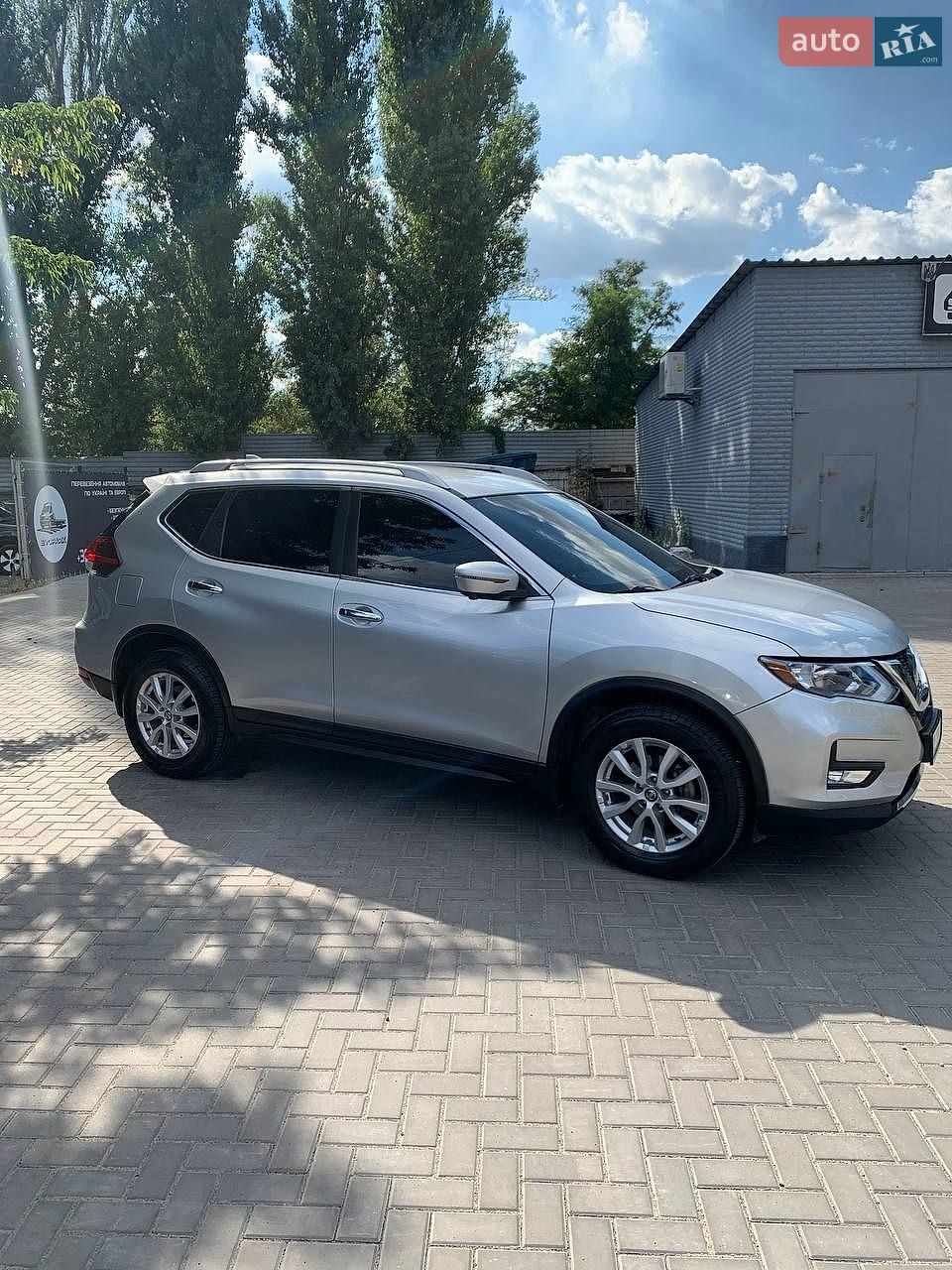 Nissan Rogue 2018 VIN KNMAT2MV5JP602950 фото оголошення 19 з 27