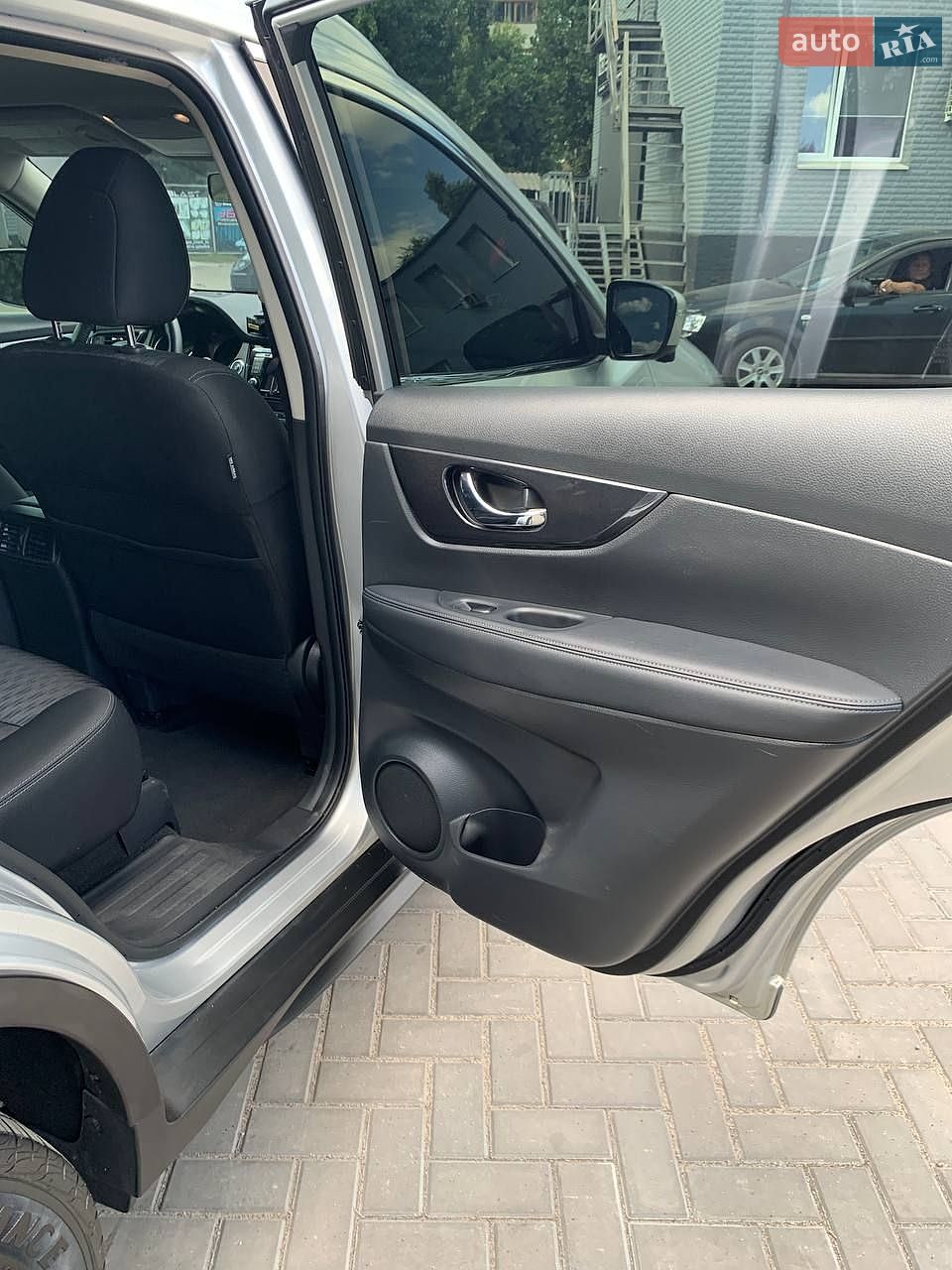 Nissan Rogue 2018 VIN KNMAT2MV5JP602950 фото оголошення 23 з 27