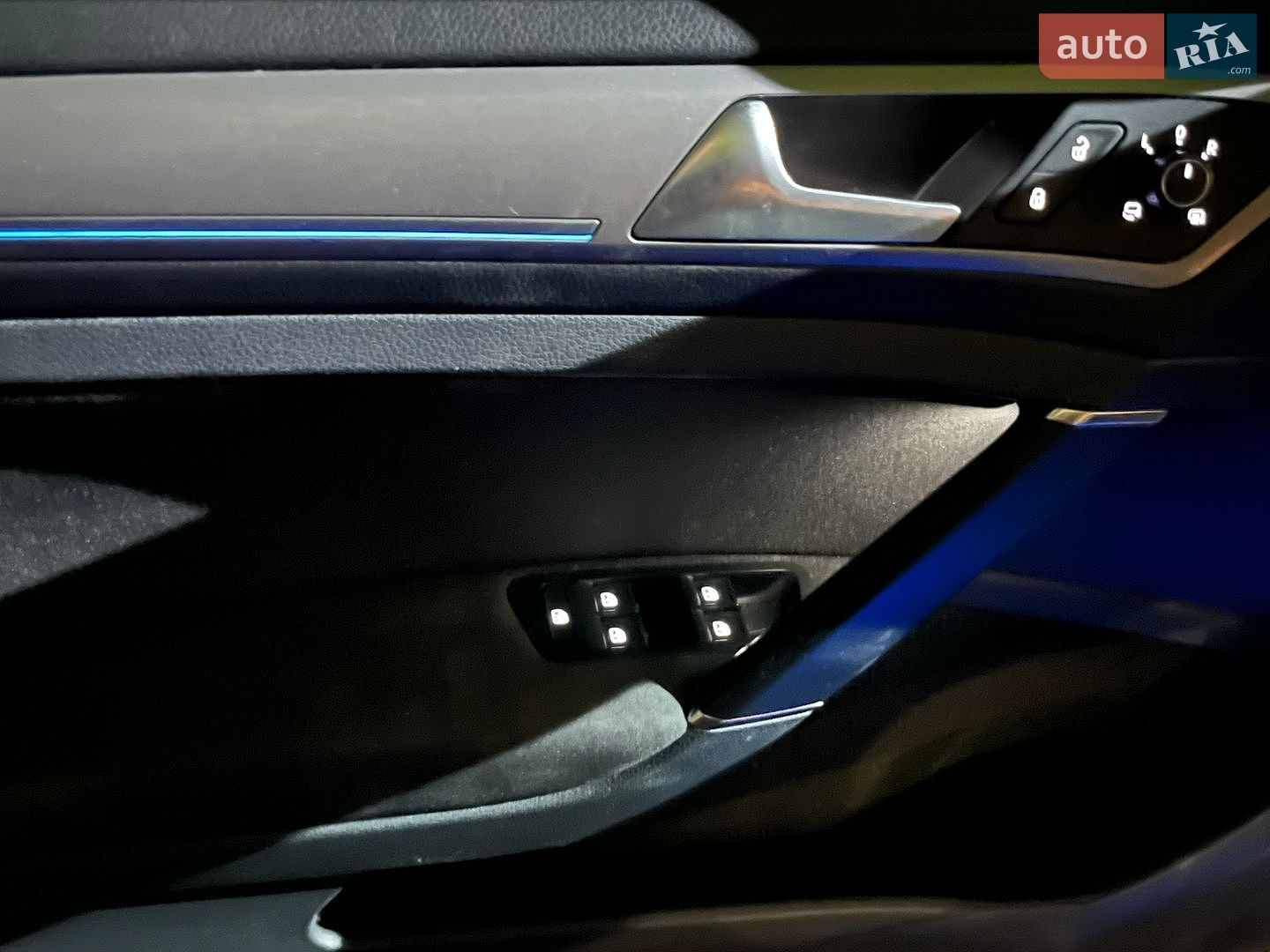 Volkswagen Golf 2016 VIN WVWZZZAUZHW902507 фото оголошення 7 з 27