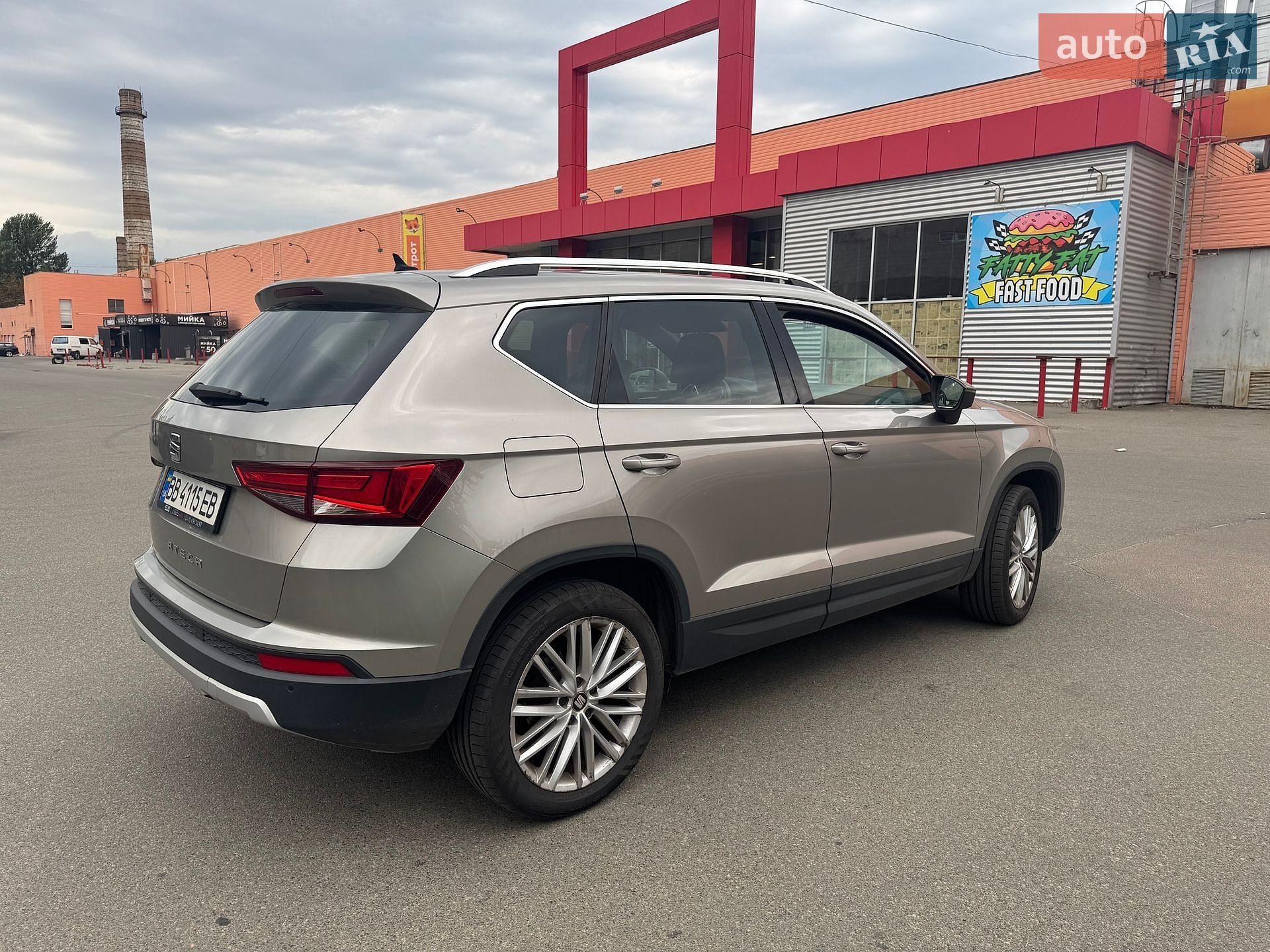 SEAT Ateca 2018 VIN VSSZZZ5FZK6507911 фото оголошення 10 з 38