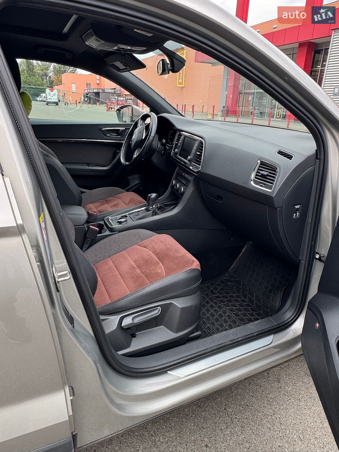 SEAT Ateca 2018 VIN VSSZZZ5FZK6507911 фото оголошення 32 з 38