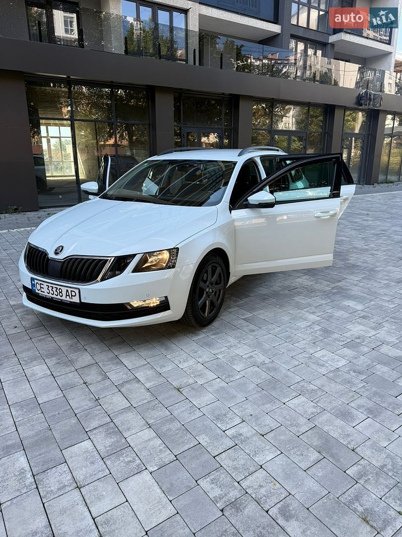 Skoda Octavia 2017 VIN TMBJG7NE8J0122328 фото оголошення 2 з 23