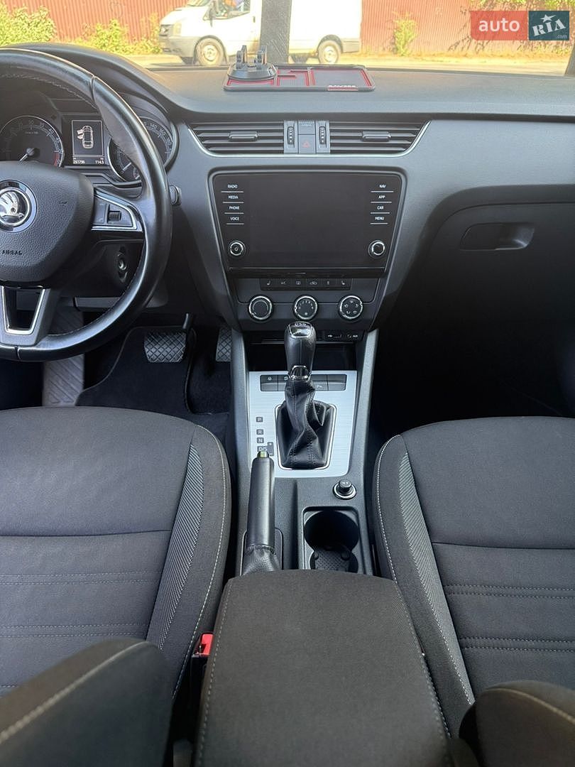 Skoda Octavia 2017 VIN TMBJG7NE8J0122328 фото оголошення 13 з 23