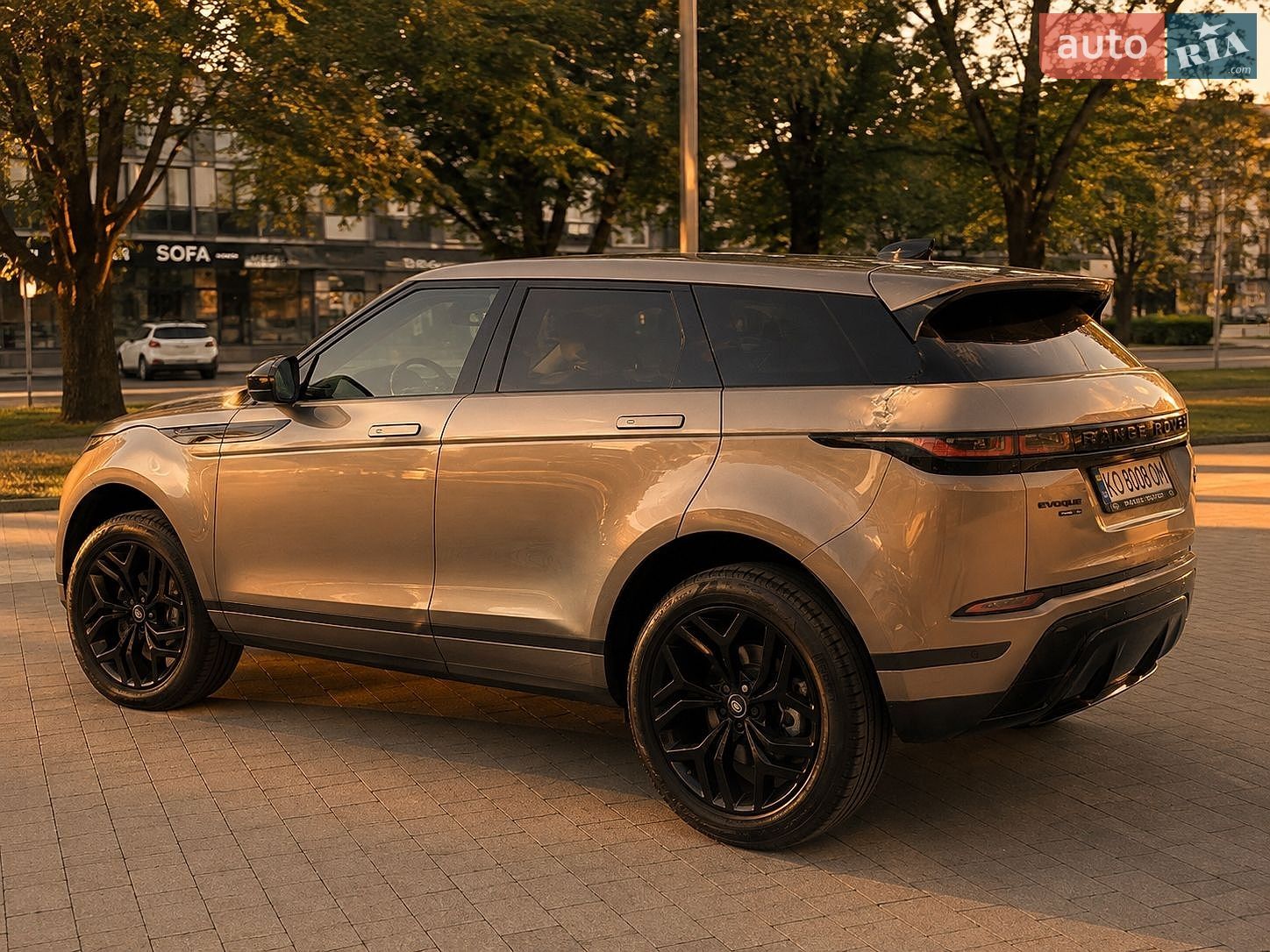 Land Rover Range Rover Evoque 2019 VIN SALZJ2FX0LH073534 фото оголошення 3 з 15