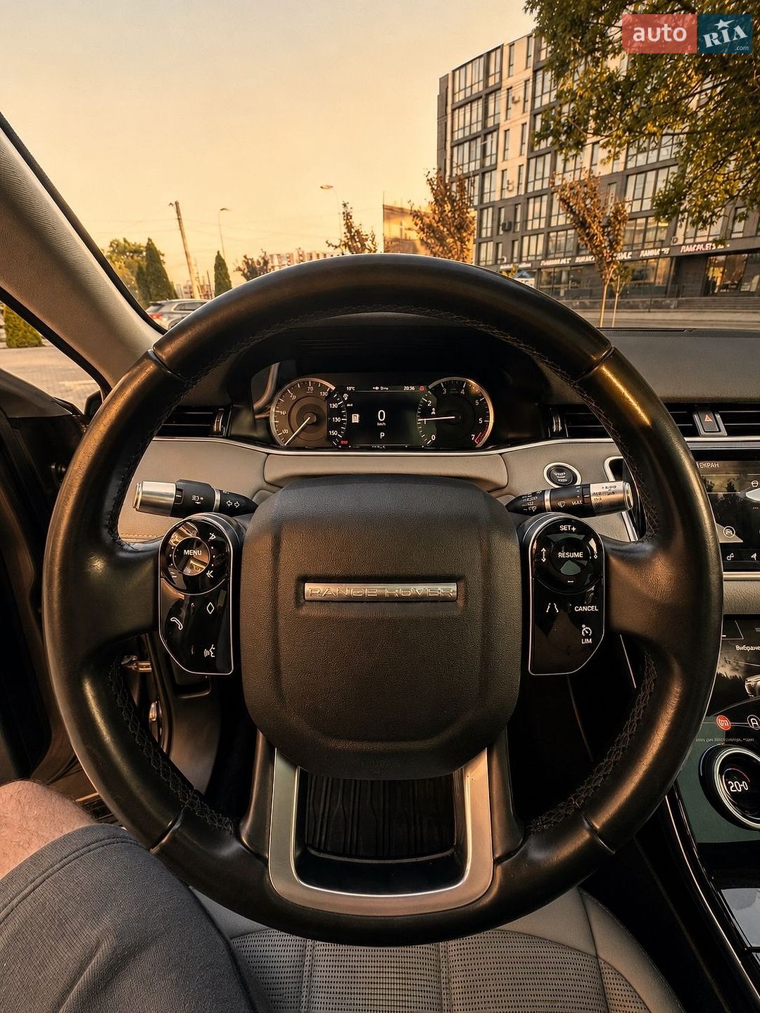 Land Rover Range Rover Evoque 2019 VIN SALZJ2FX0LH073534 фото оголошення 10 з 15