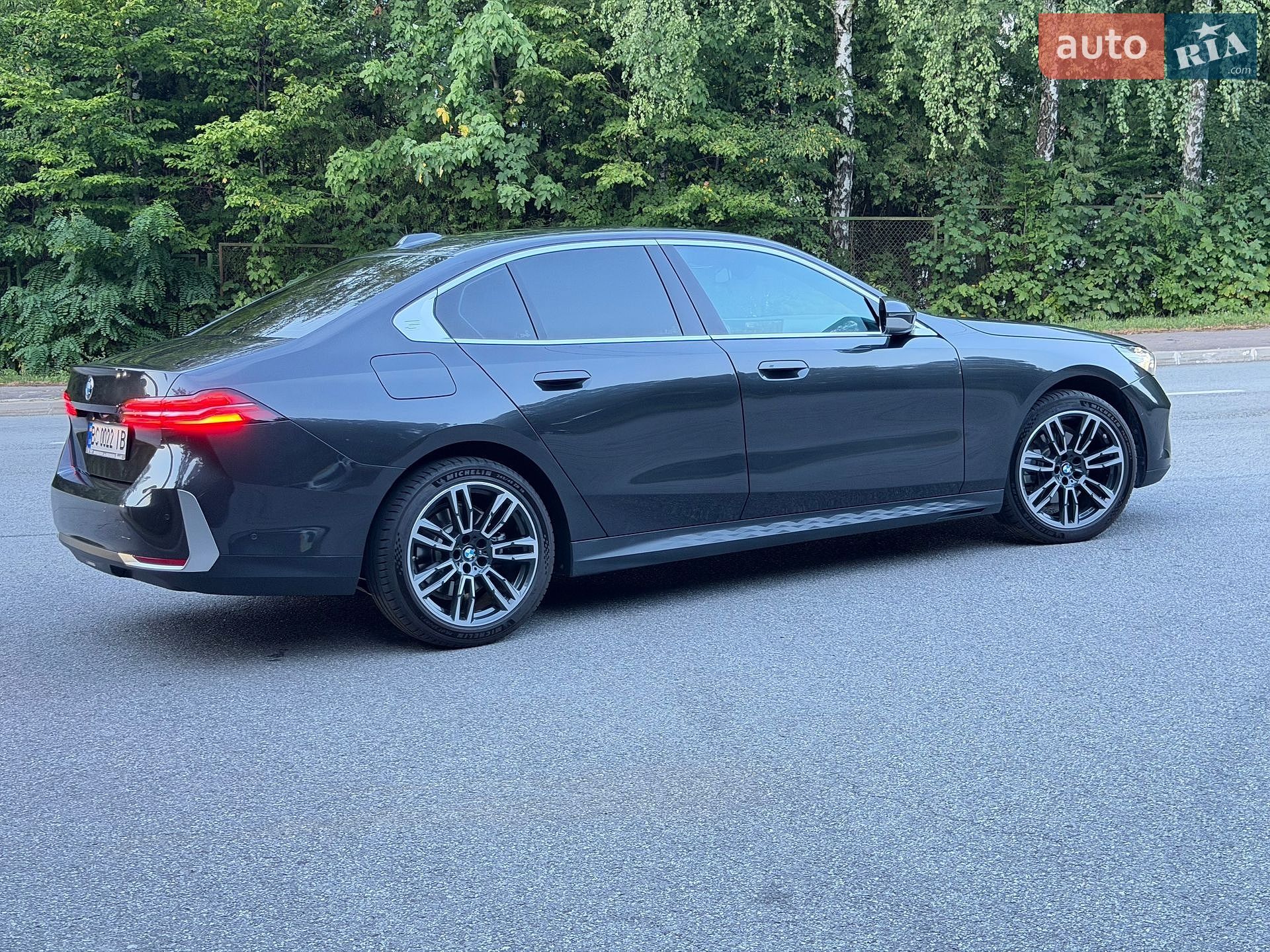 BMW 5 Series 2024 VIN WBA11FJ090CS66969 фото оголошення 9 з 35