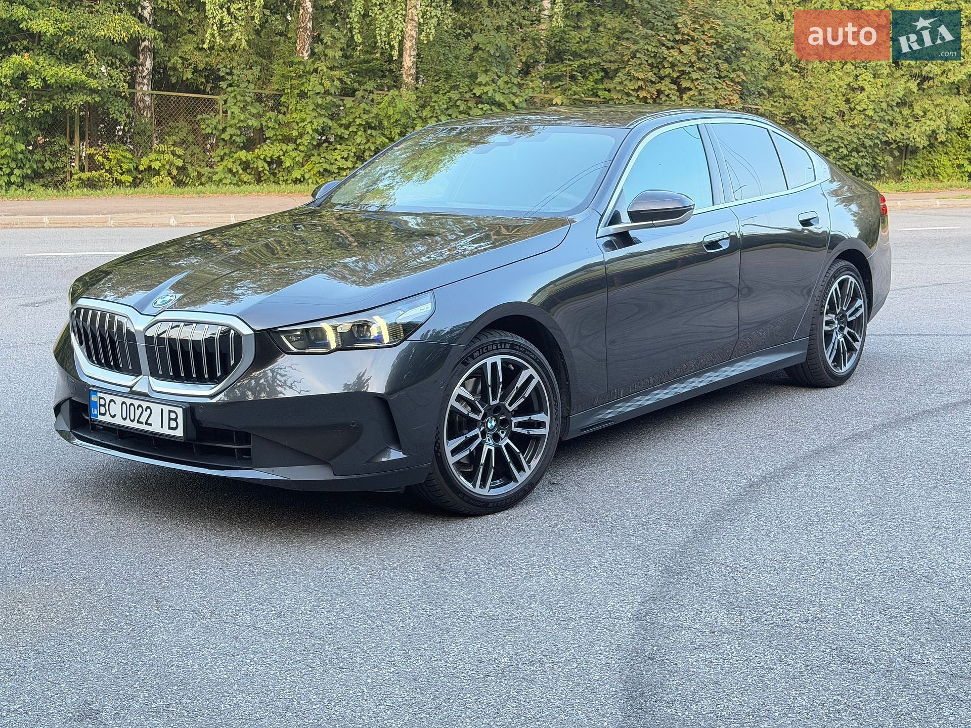 BMW 5 Series 2024 VIN WBA11FJ090CS66969 фото оголошення 18 з 35