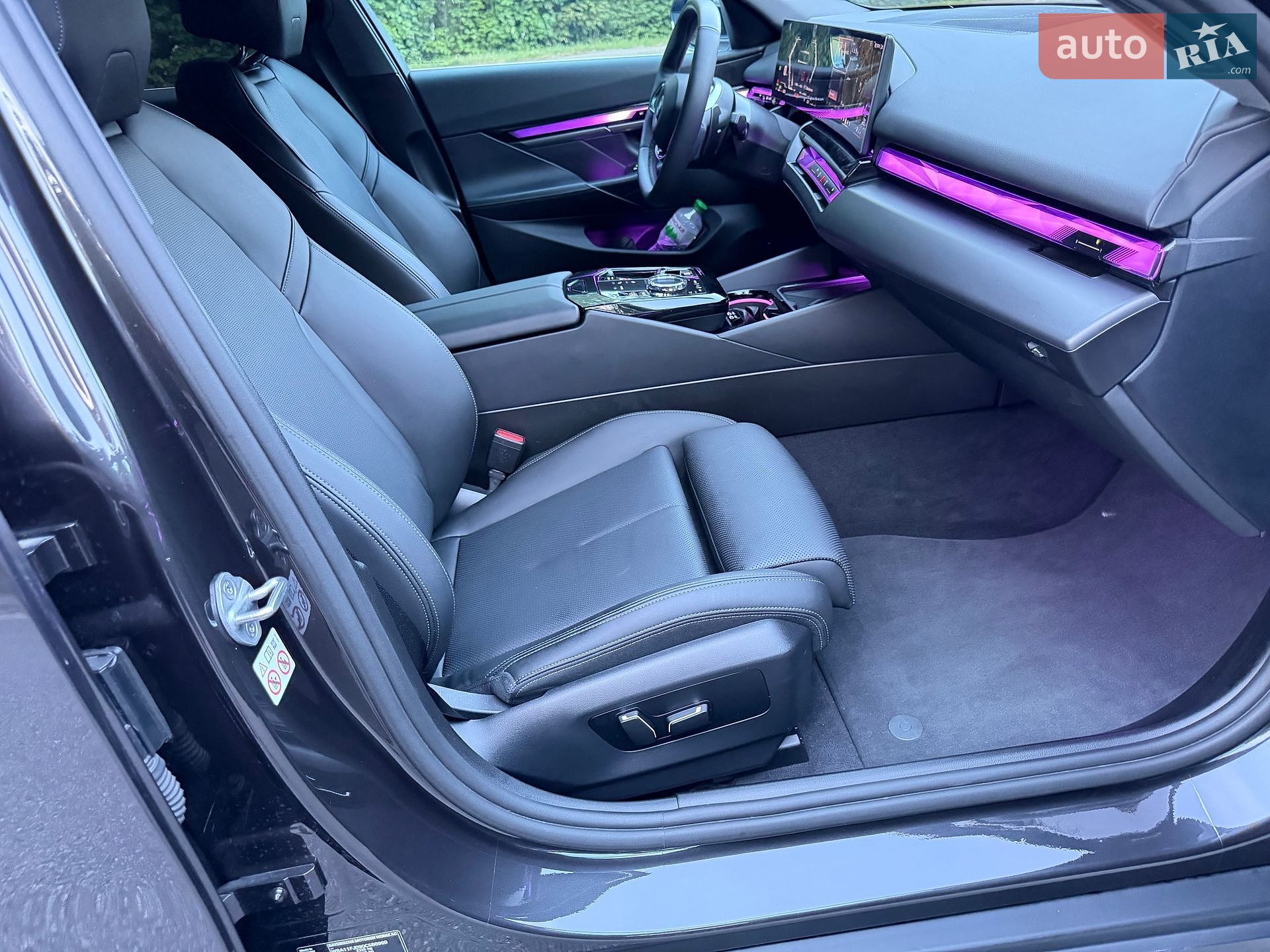 BMW 5 Series 2024 VIN WBA11FJ090CS66969 фото оголошення 27 з 35
