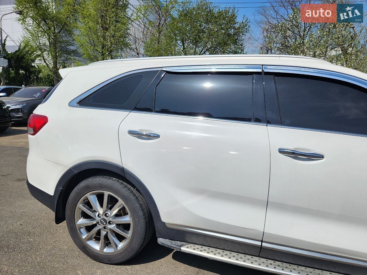 Kia Sorento 2014 VIN KNAPK81ABFA001539 фото оголошення 9 з 21