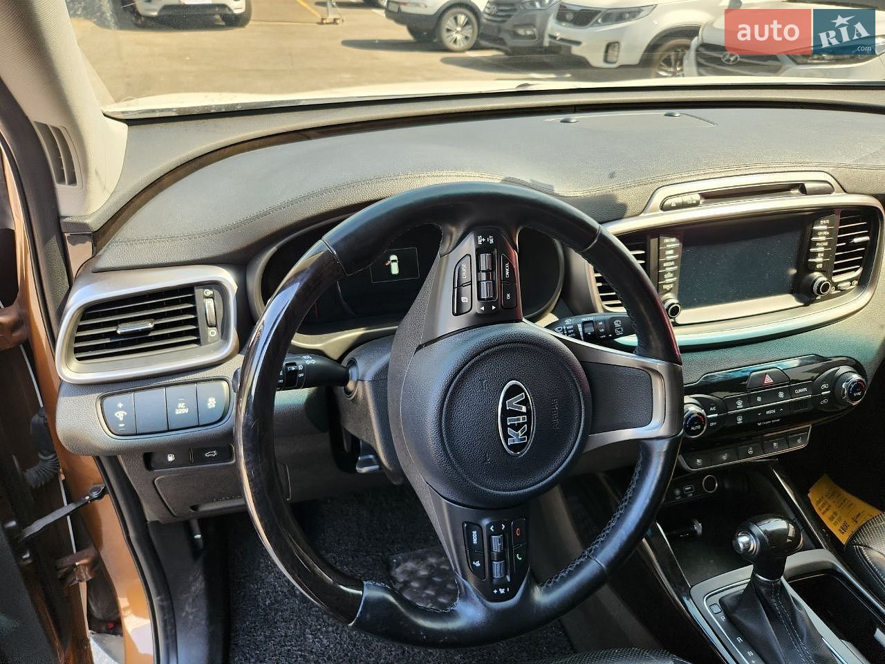 Kia Sorento 2014 VIN KNAPK81ABFA001539 фото оголошення 12 з 21