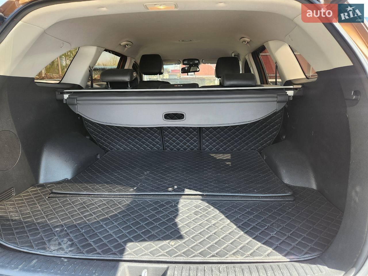 Kia Sorento 2014 VIN KNAPK81ABFA001539 фото оголошення 16 з 21