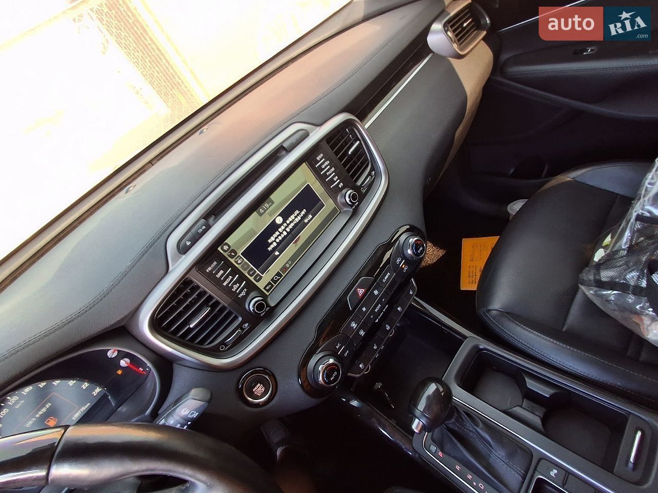 Kia Sorento 2014 VIN KNAPK81ABFA001539 фото оголошення 19 з 21