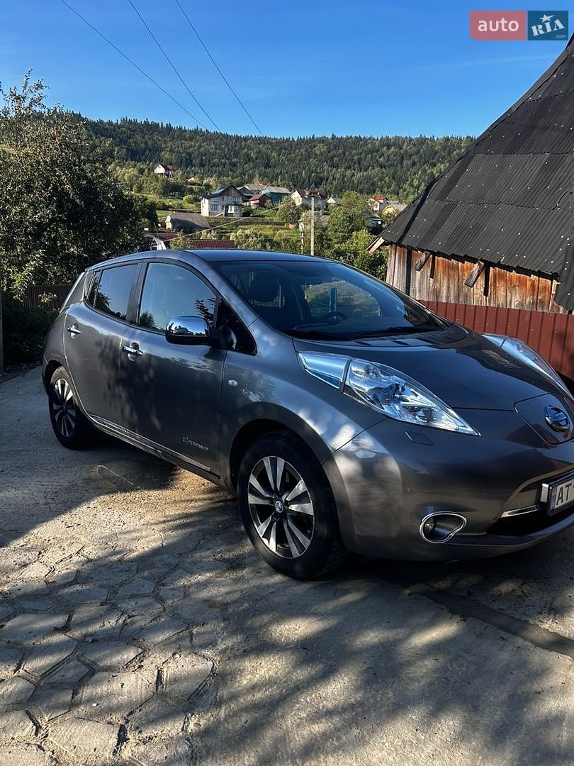 Nissan Leaf 2016 VIN SJNFAAZE0U6051250 фото оголошення 2 з 10