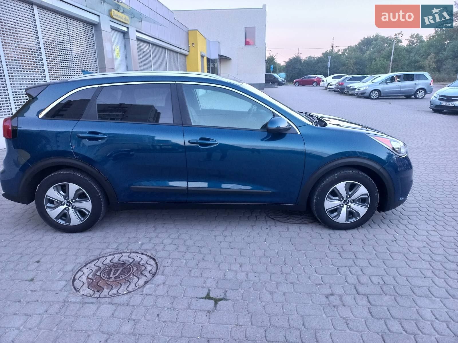 Kia Niro 2018 VIN KNDCB3LC0K5250133 фото оголошення 8 з 21