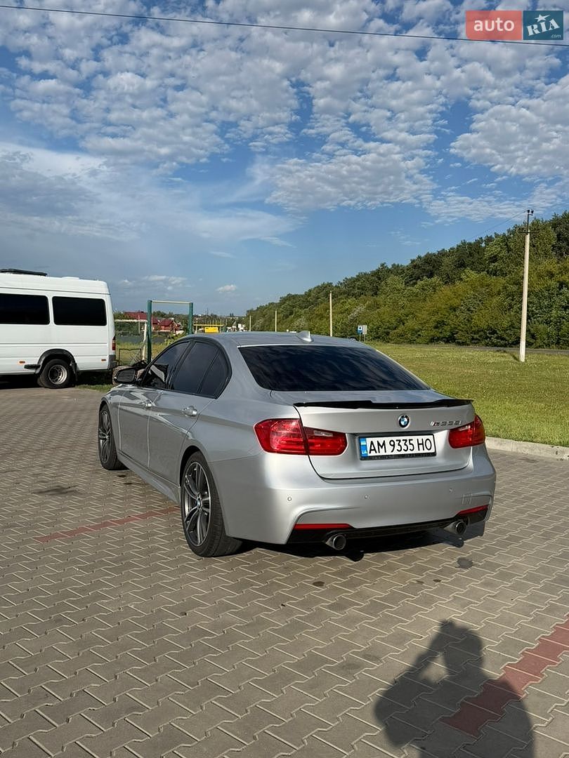 BMW 3 Series 2015 VIN WBA3A9G59FNS66951 фото оголошення 4 з 9
