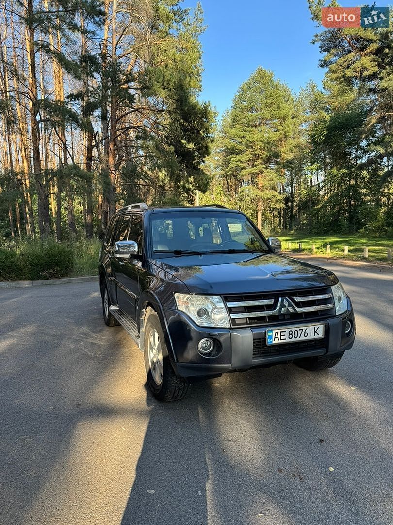 Mitsubishi Pajero 2007 VIN JMYLRV93W7J716228 фото оголошення 2 з 20